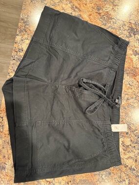 Banana Republic Black High-Waist Women’s Shorts